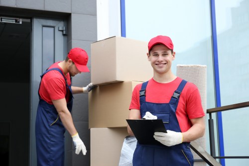 Commercial moving truck service for Wandsworth businesses